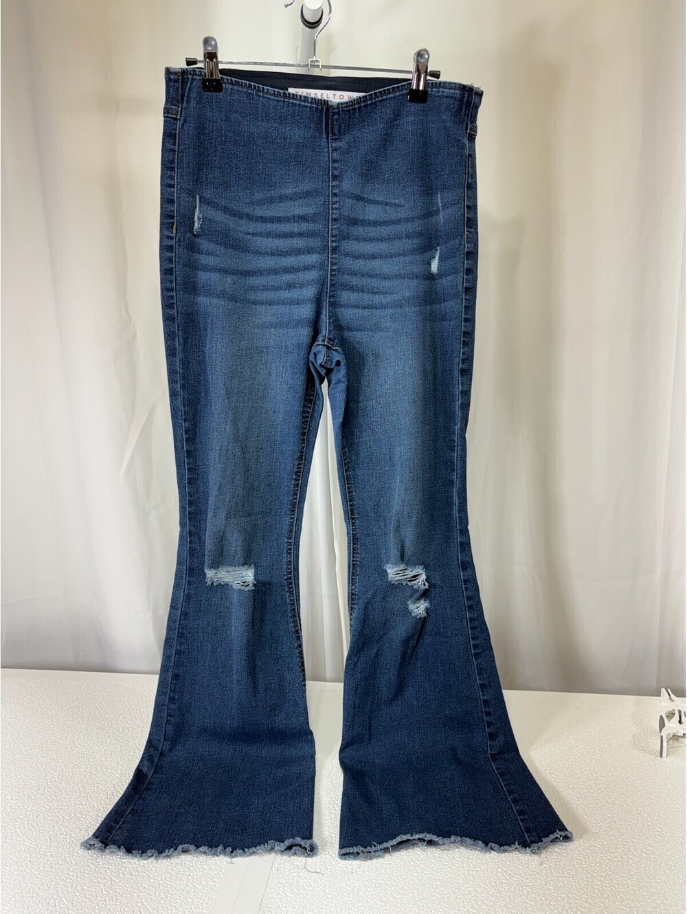 Tinseltown Women's Distressed Flared Jeans Size 9 243D